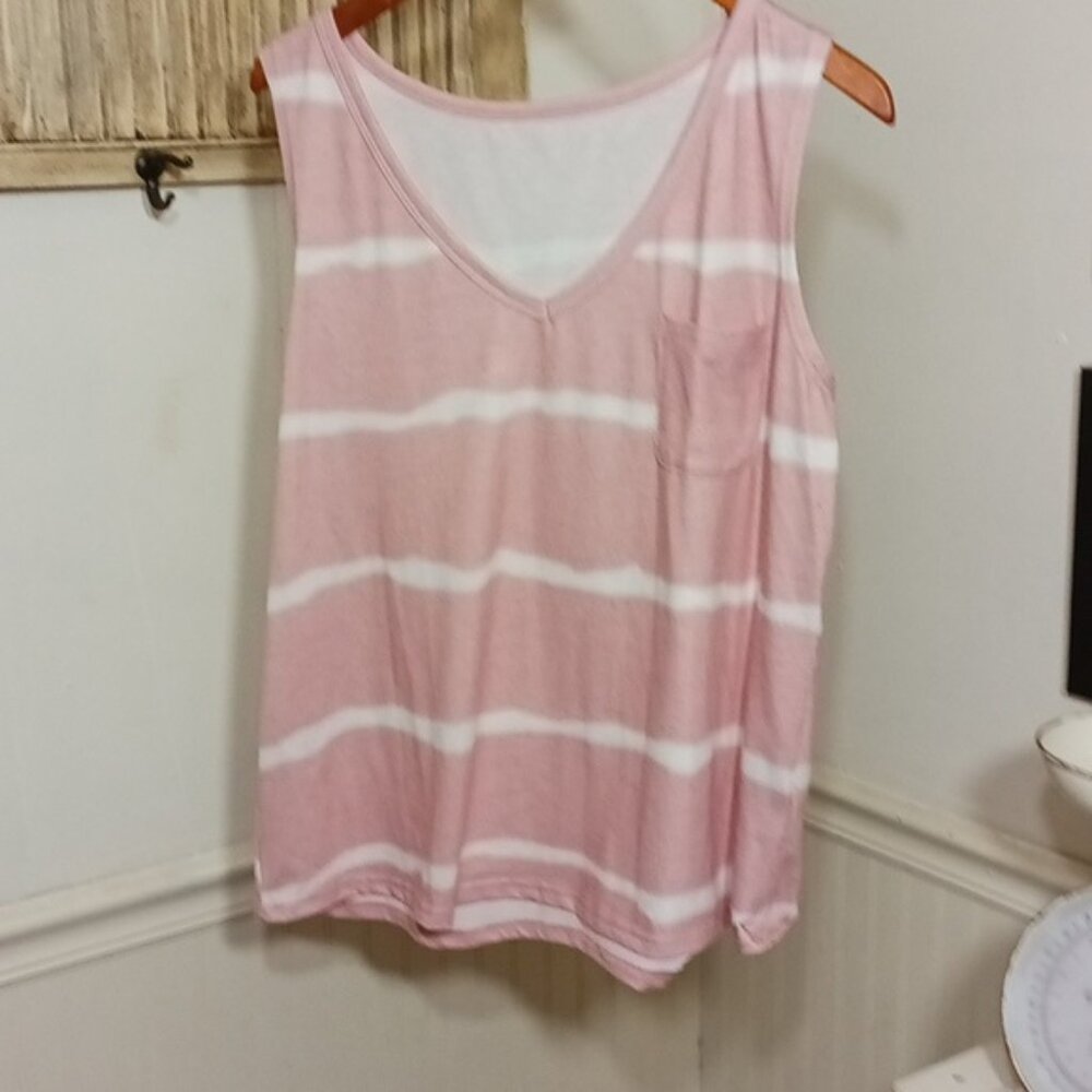 🟢4oz (13) Shein tie dye tank top